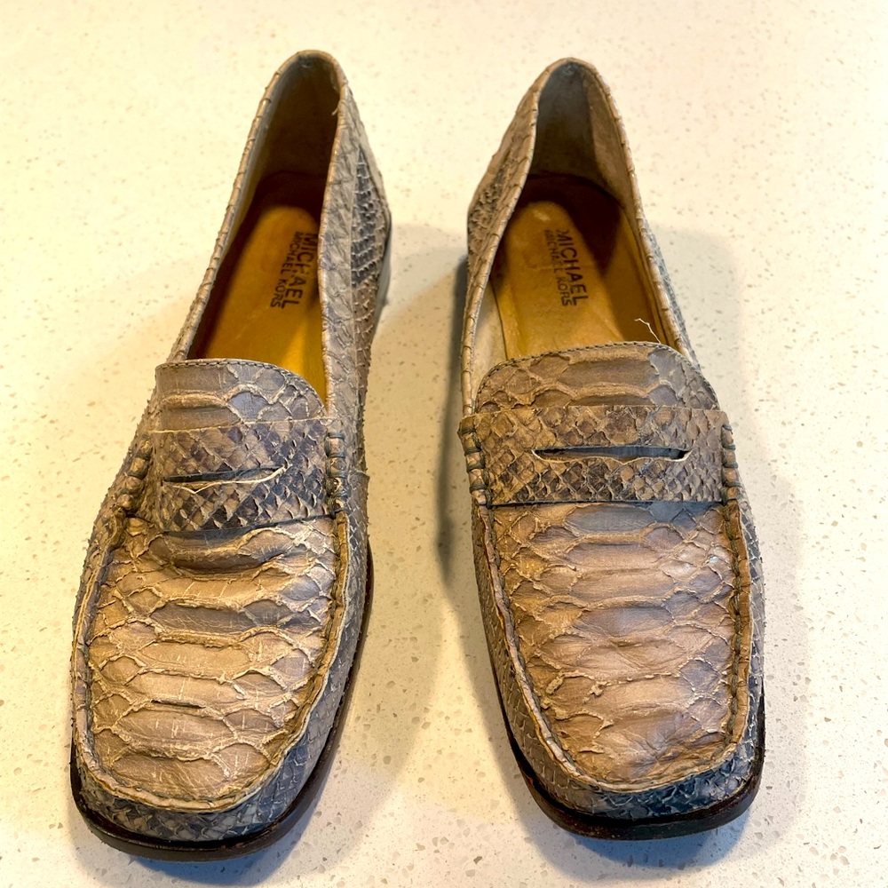Micheal Kors loafer